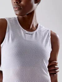 1903404-900000_Cool Mesh Superlight SL W_Closeup3.jpg